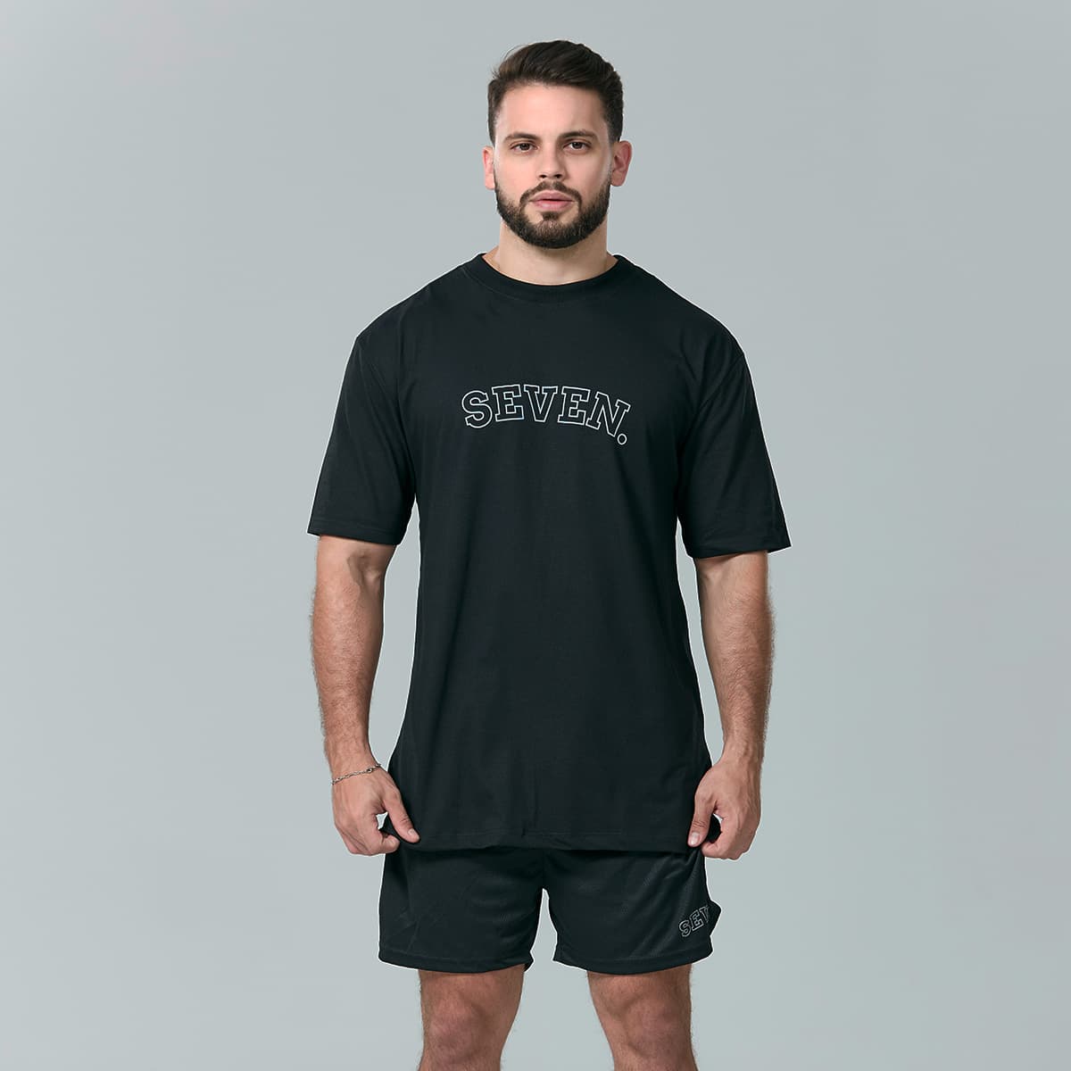 Camiseta Oversized College Seven Line