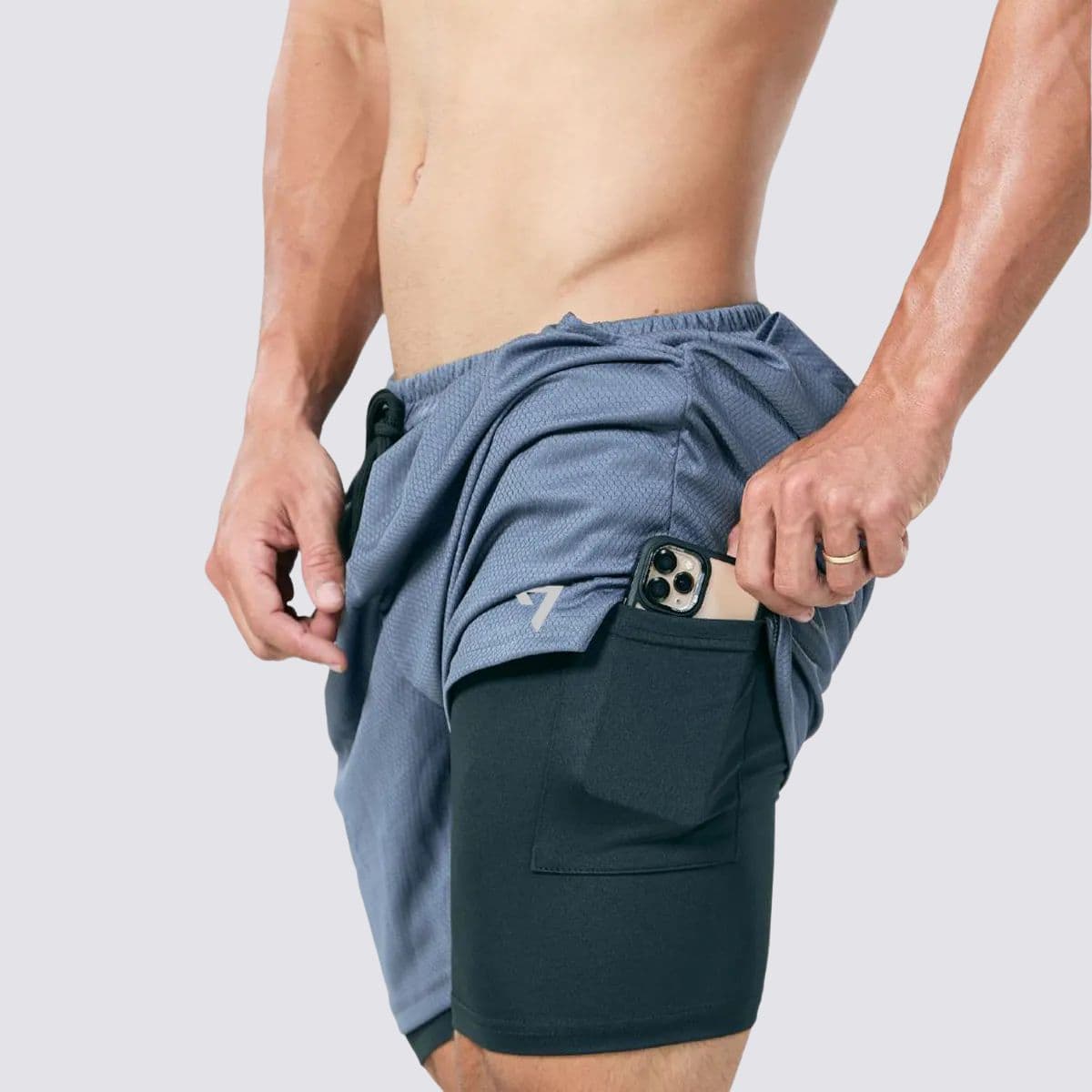Short Cinza 2x1 Dry-FIt de Compressão Seven Line